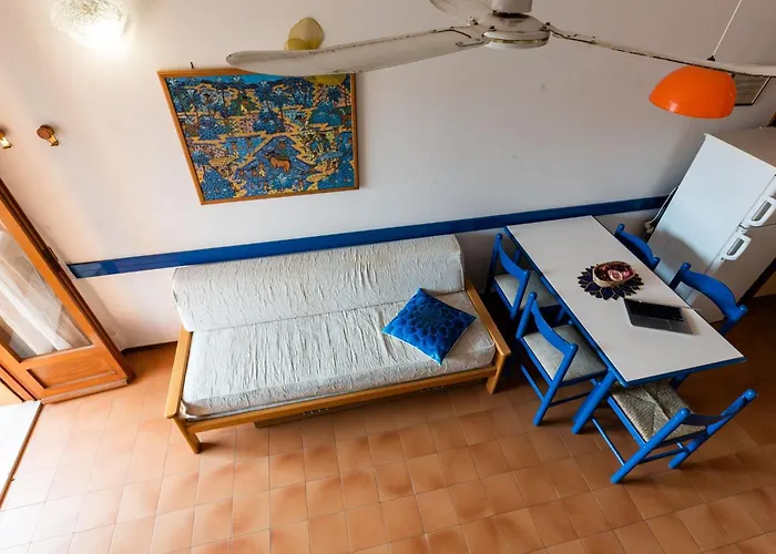 Oceanview With Two Terraces דירה